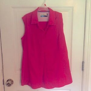 Large Magellan MagWick Fish Gear sleeveless shirt.